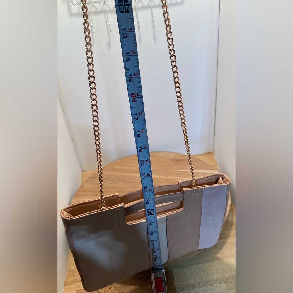 Lauren Conrad Clutch Bag with Chain Strap - Picture 7 of 7